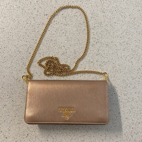 Authentic Prada Crossbody / Wallet on Chain - Picture 16 of 16